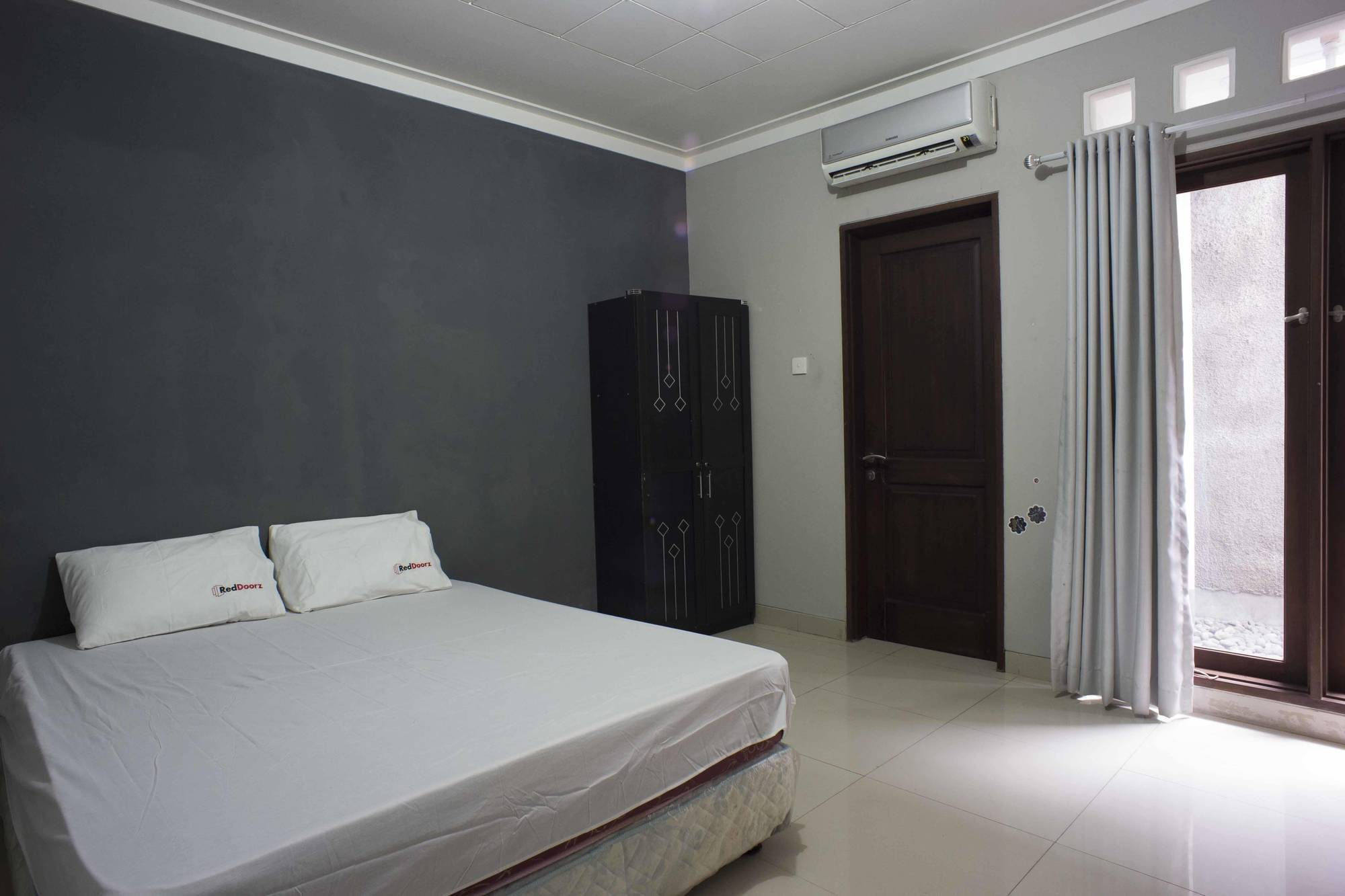 Reddoorz @ Kebon Jeruk Guest house